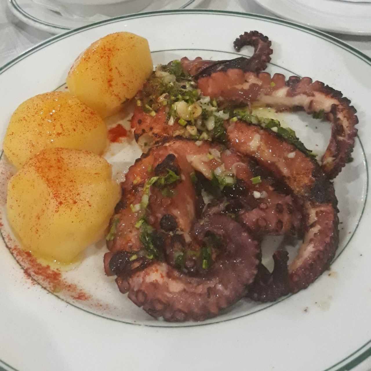 una Entrada con Pulpo a la parrilla