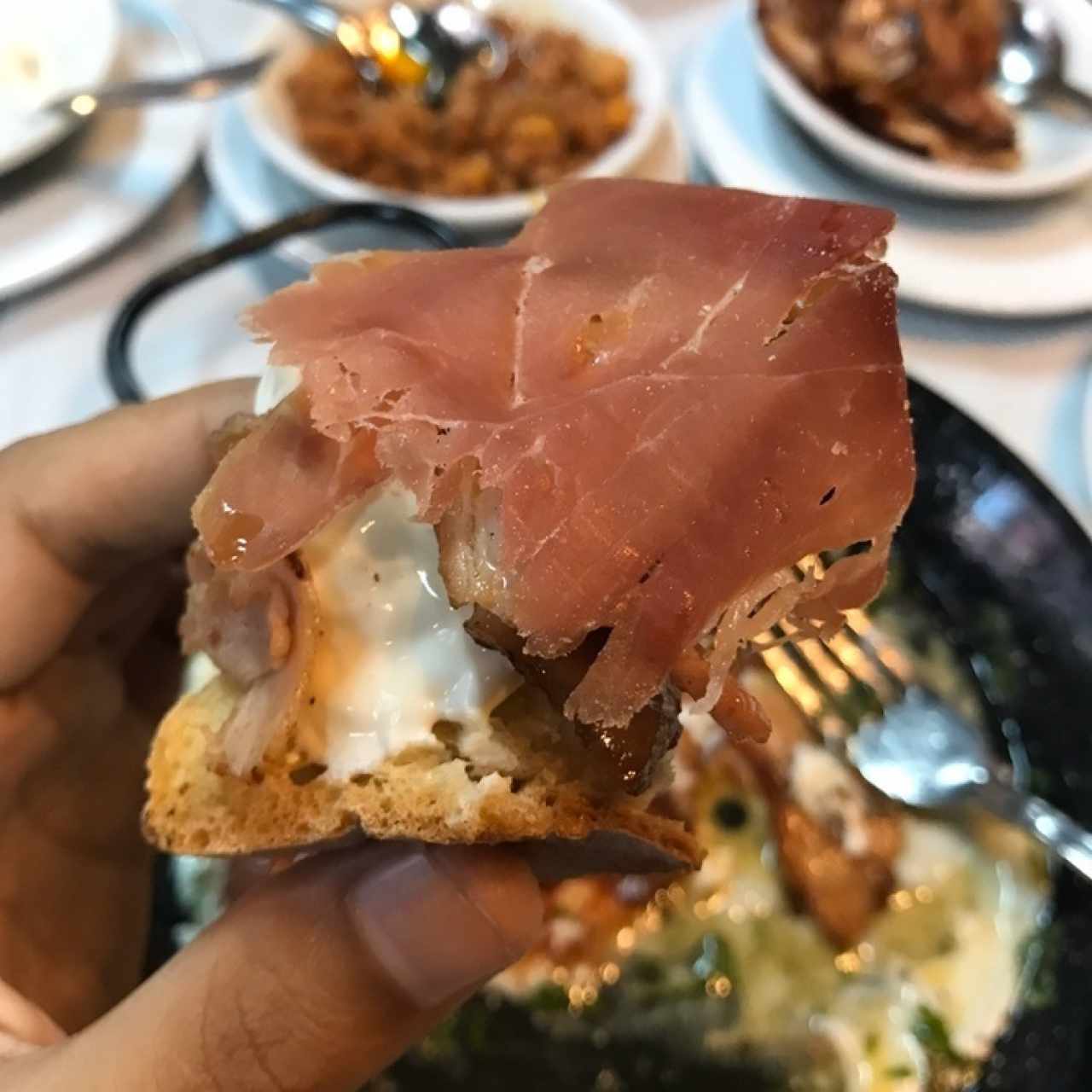 Pan Gallego de la casa con Nata y Jamón Serrano