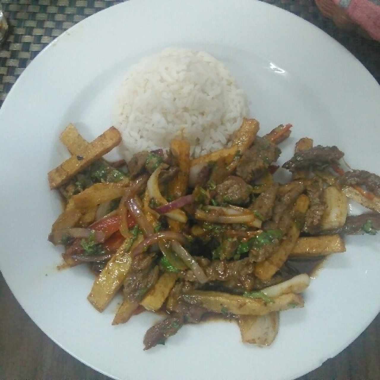 Lomo Saltado