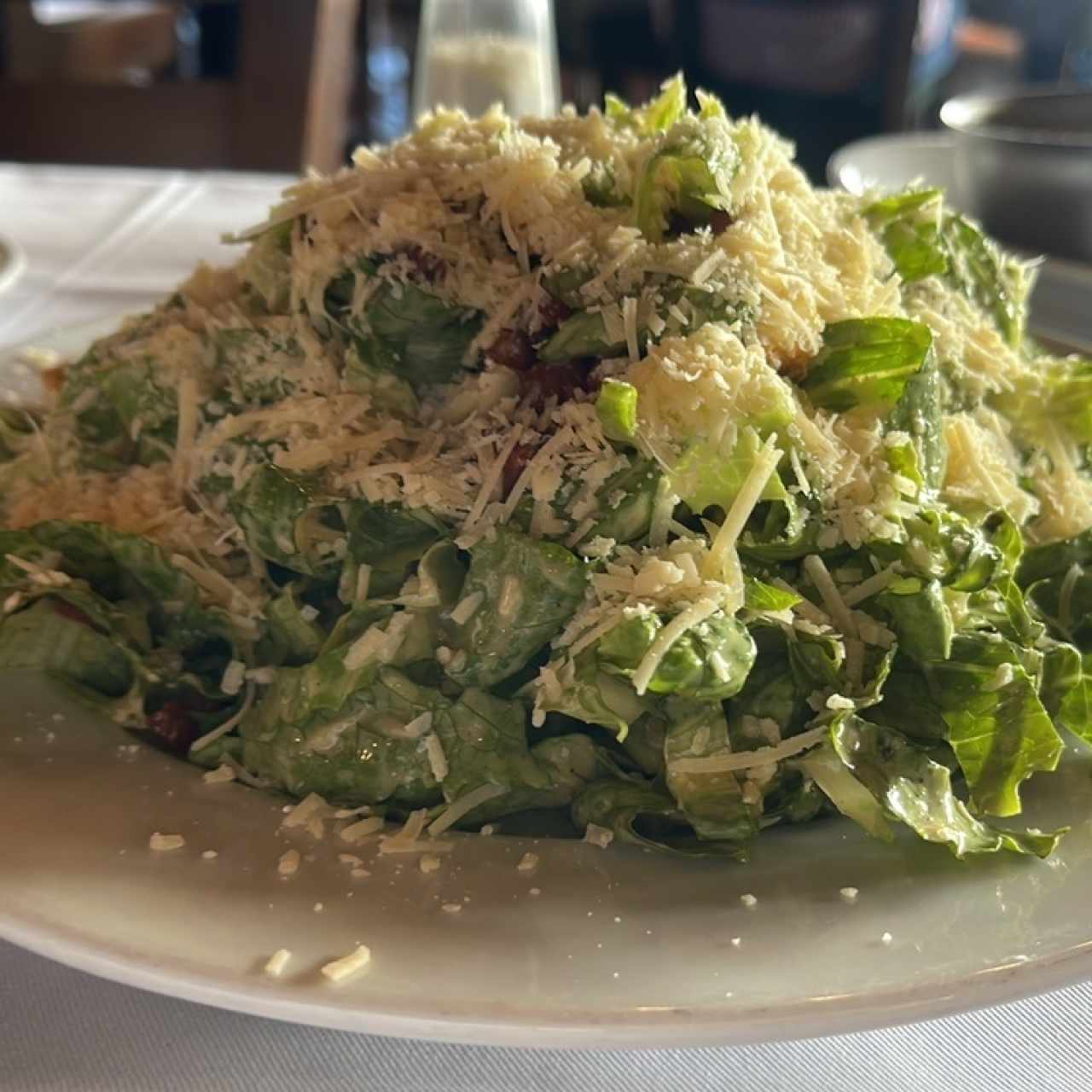 Ensalada césar (preparada al momento en la propia mesa)
