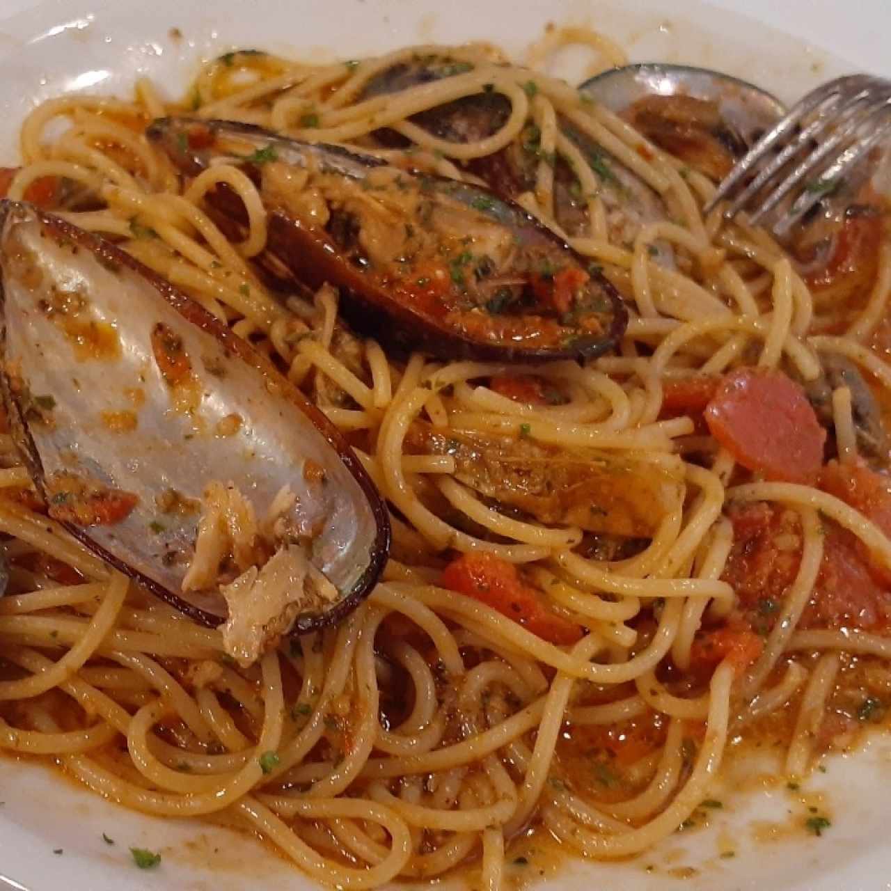 pasta con mejillones y pimienta cayena