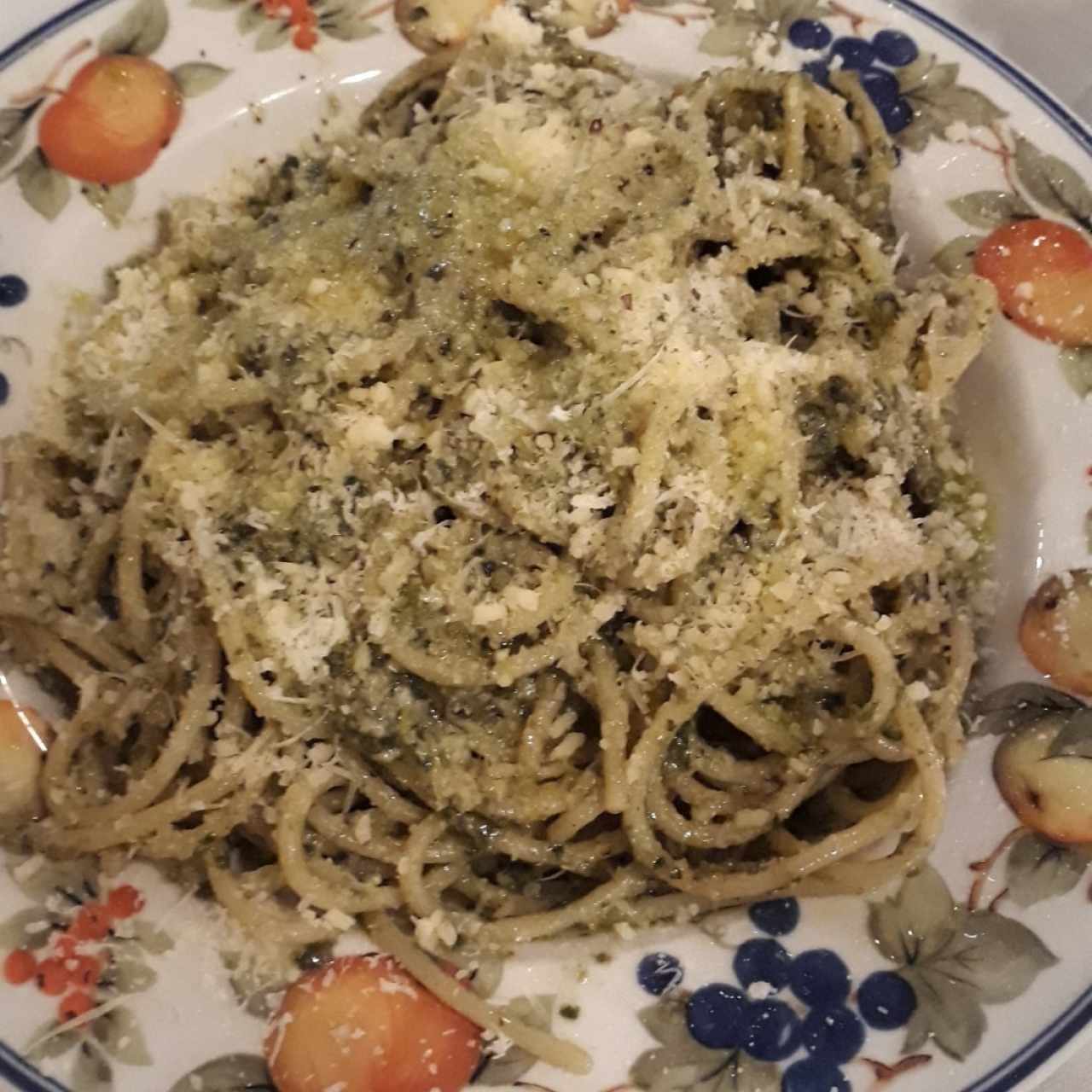Pasta pesto