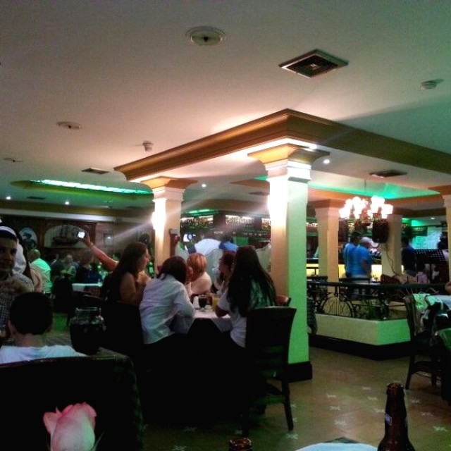 El local