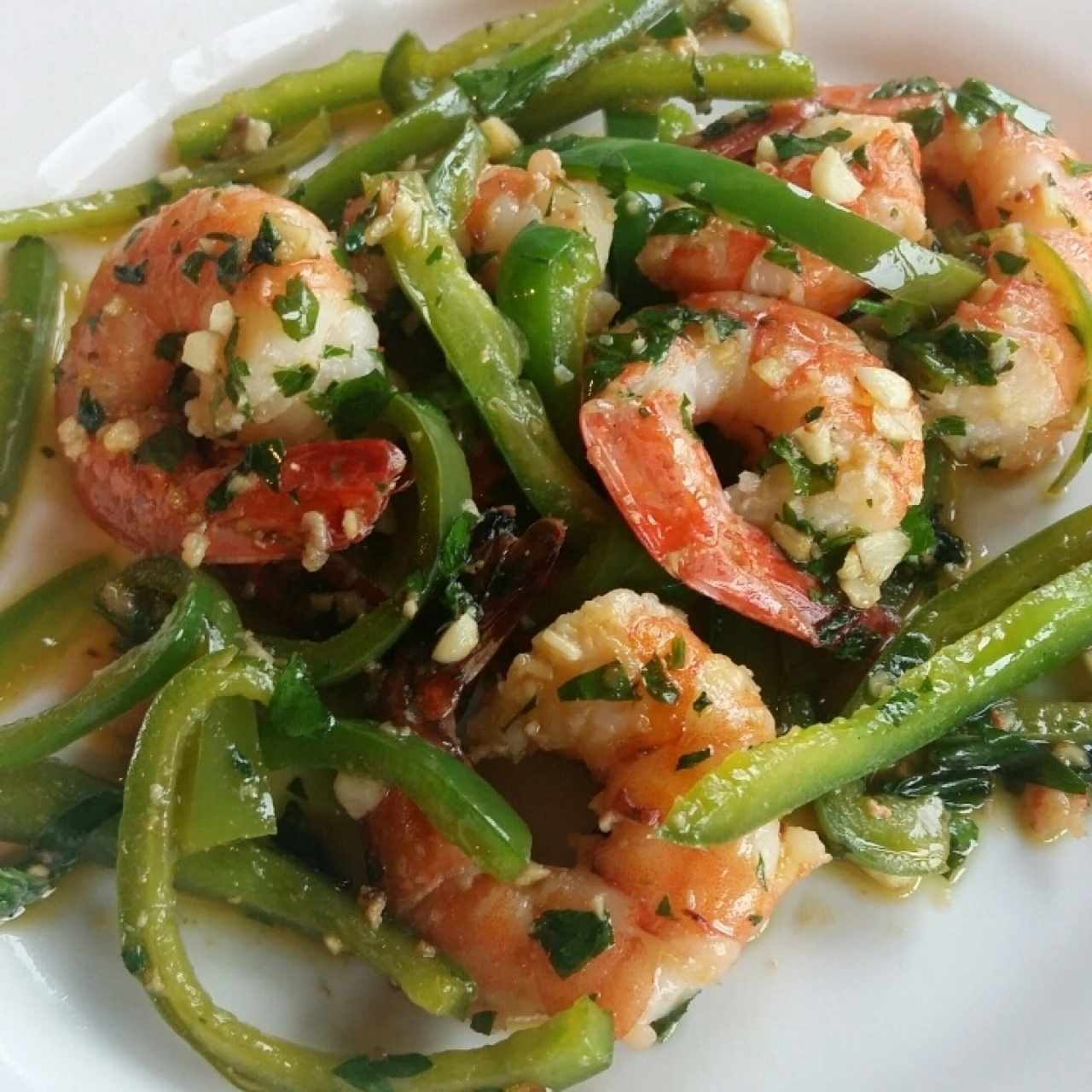 camarones al ajillo