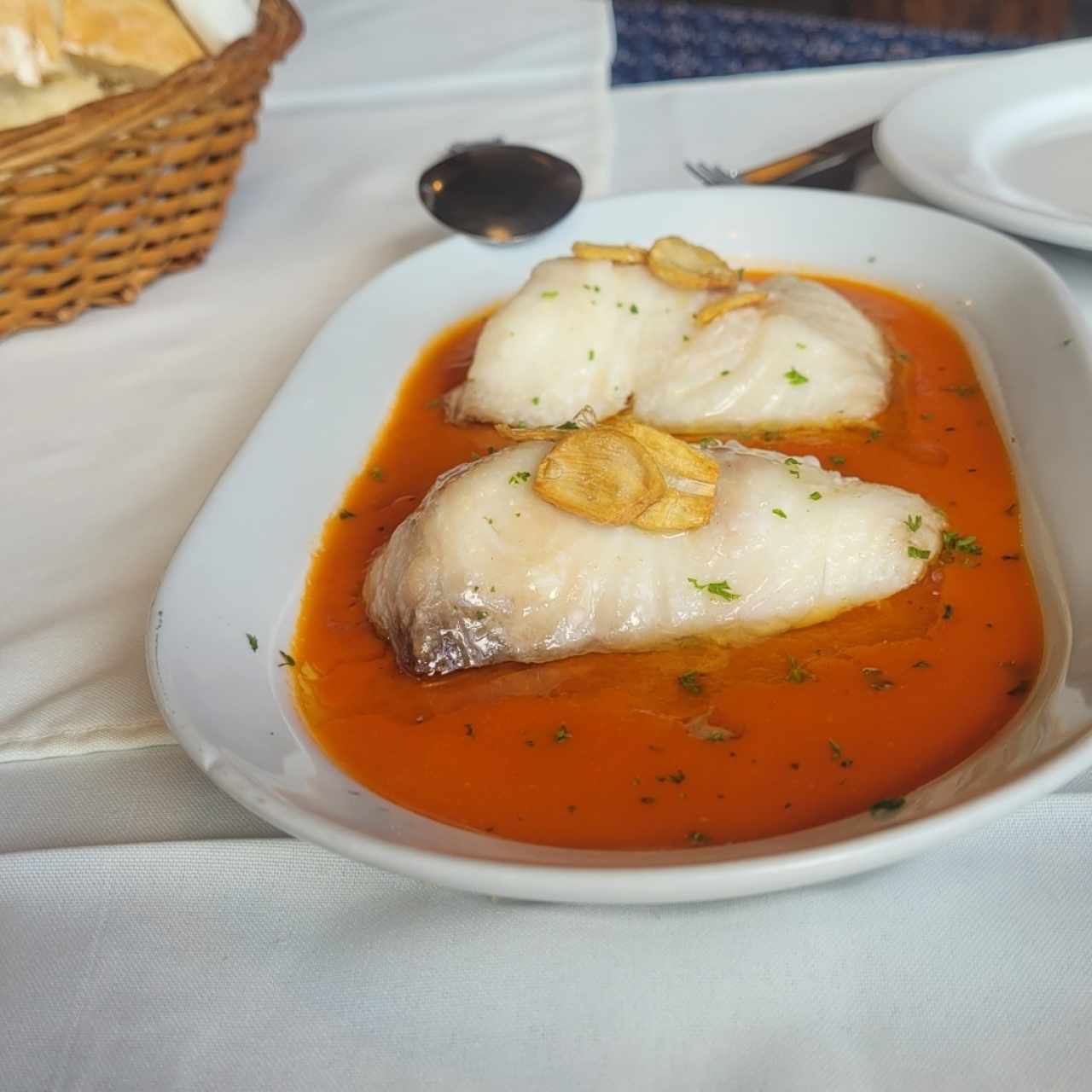 Mero en su salsa