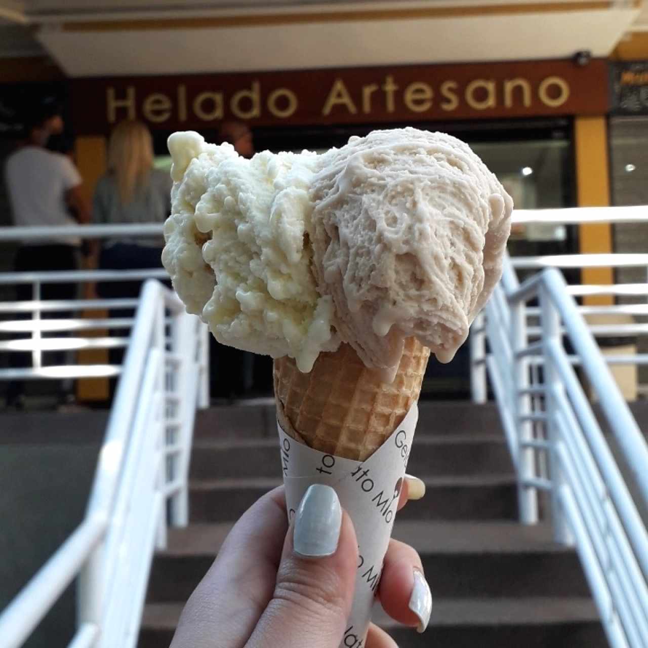 Pie de Limon y Avellana Barquilla de 💵3