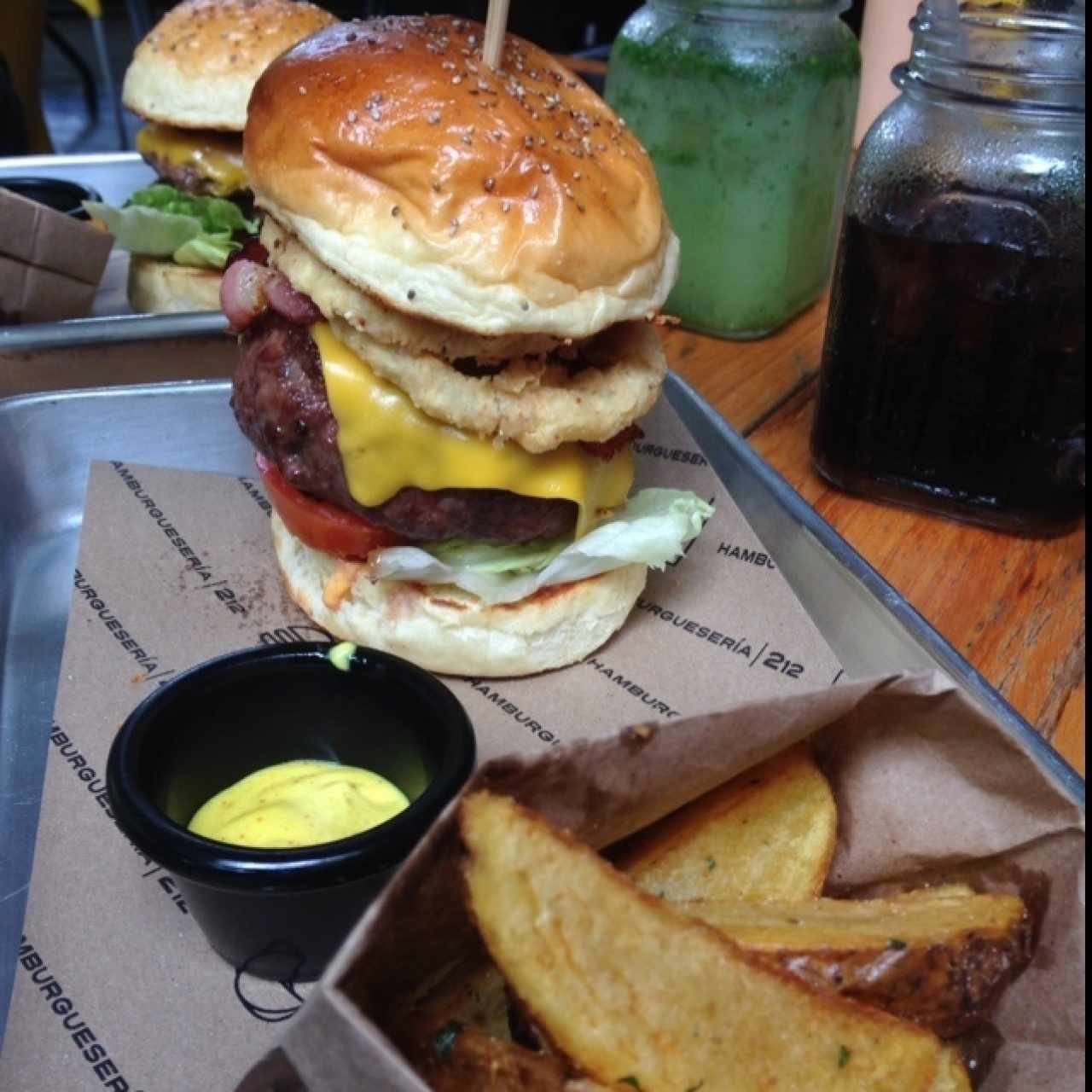Juicy Lucy 10$