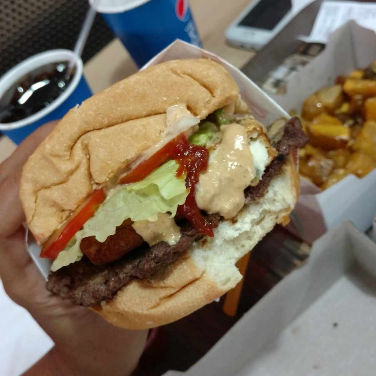 shack con topping queso crema y cebollín