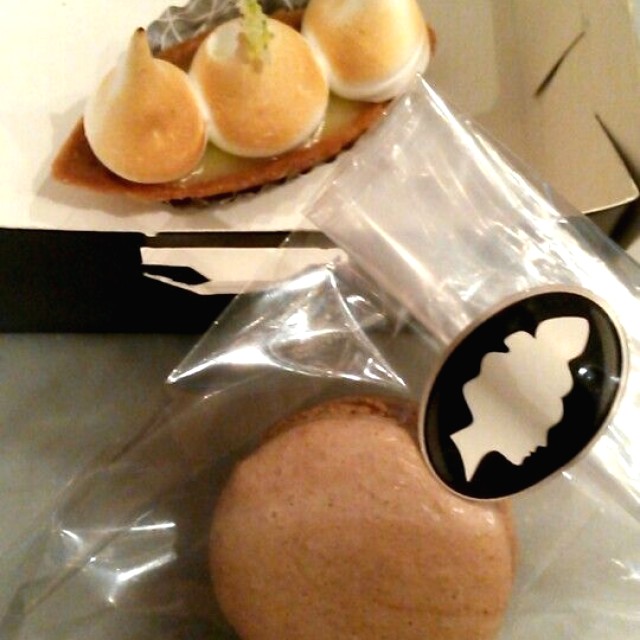 Macarons y mini pie de limón