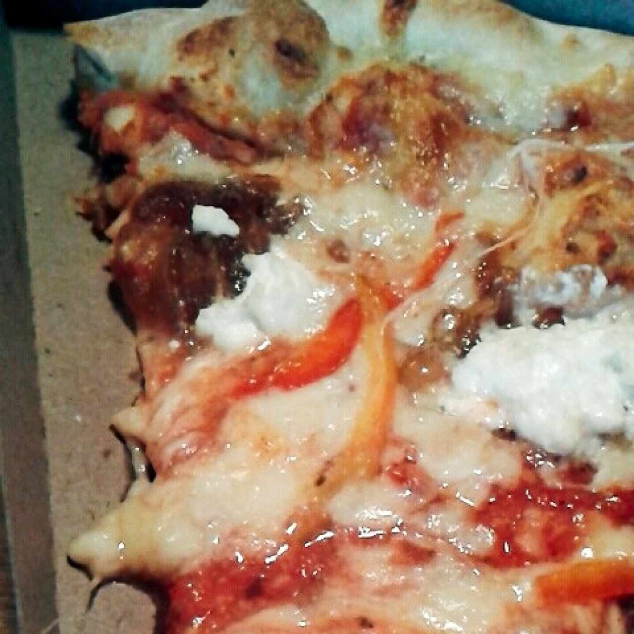 Pizza Mediterránea 