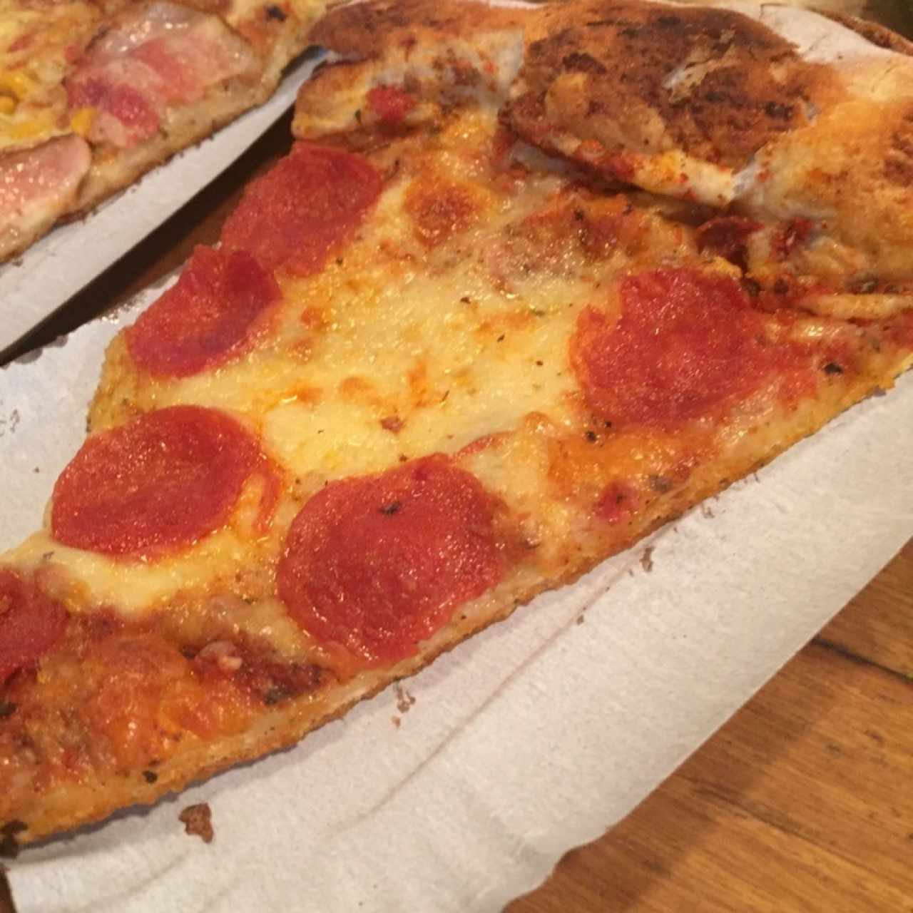 slide pizza pepperoni