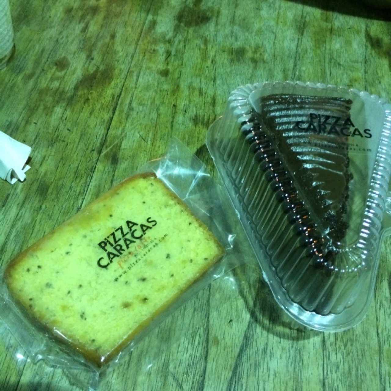 Pound Cake de naranja y chía y Torta de chocolate