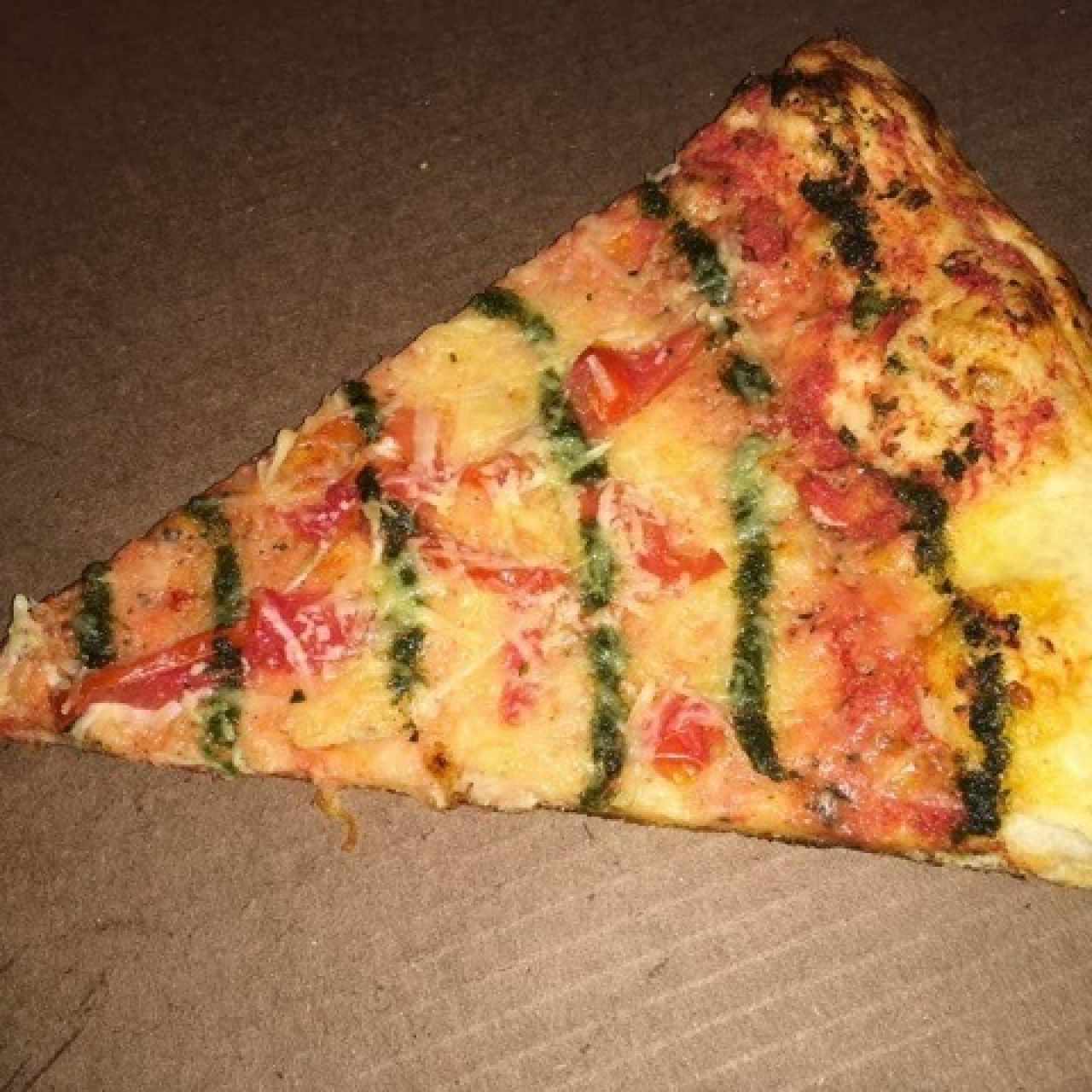 Slice de Pizza Filetto, buena, per demasiado pocos ingredientes