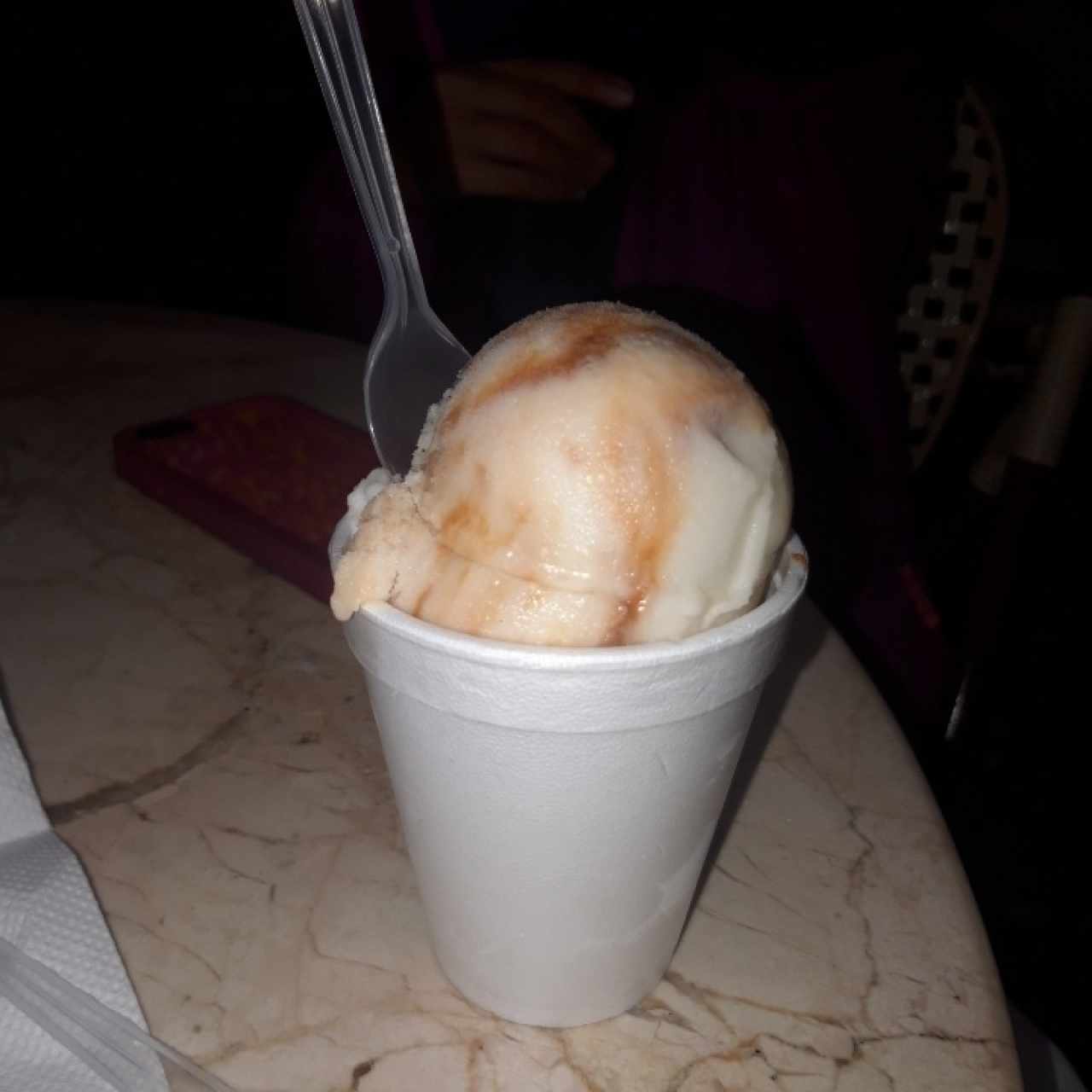 un vaso en vez de tinitas