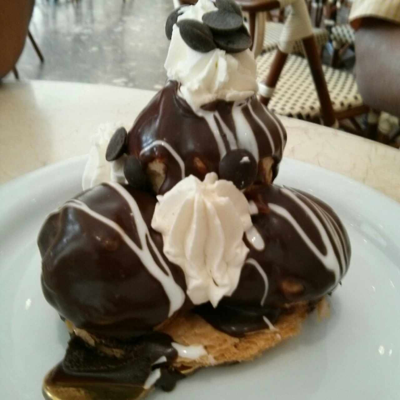 profiterol 