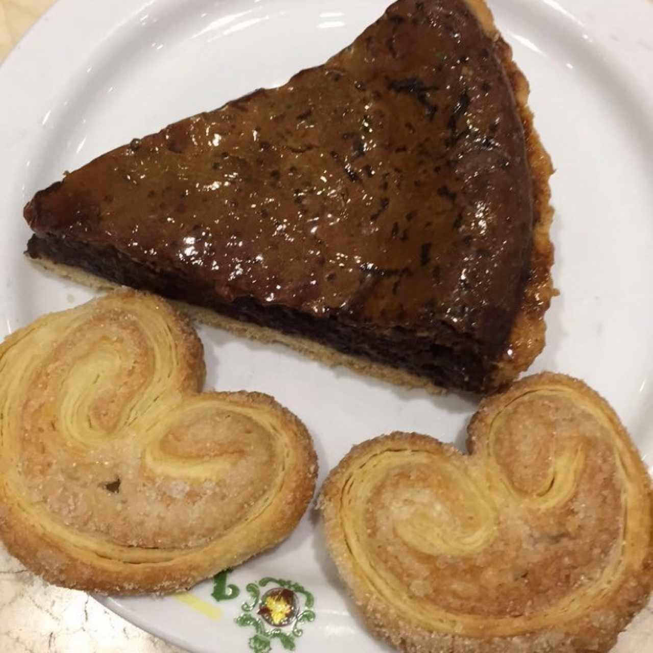 Pie de chocolate y palmeritas 