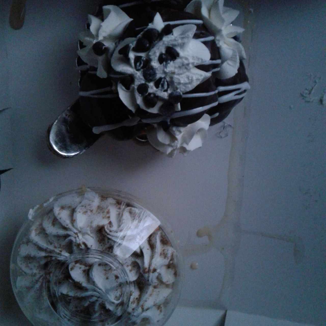 profiteroles y tres leches
