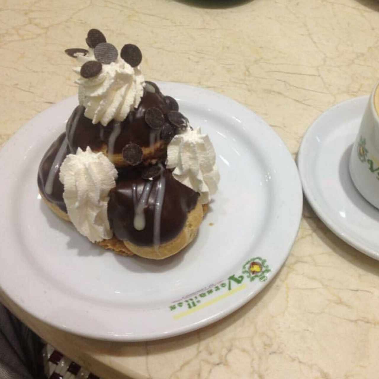 Profiterol