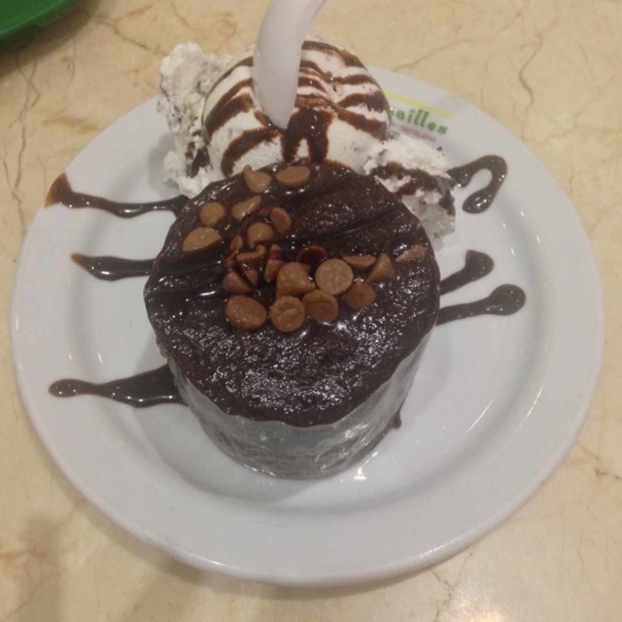 volcan de chocolate con straciatella