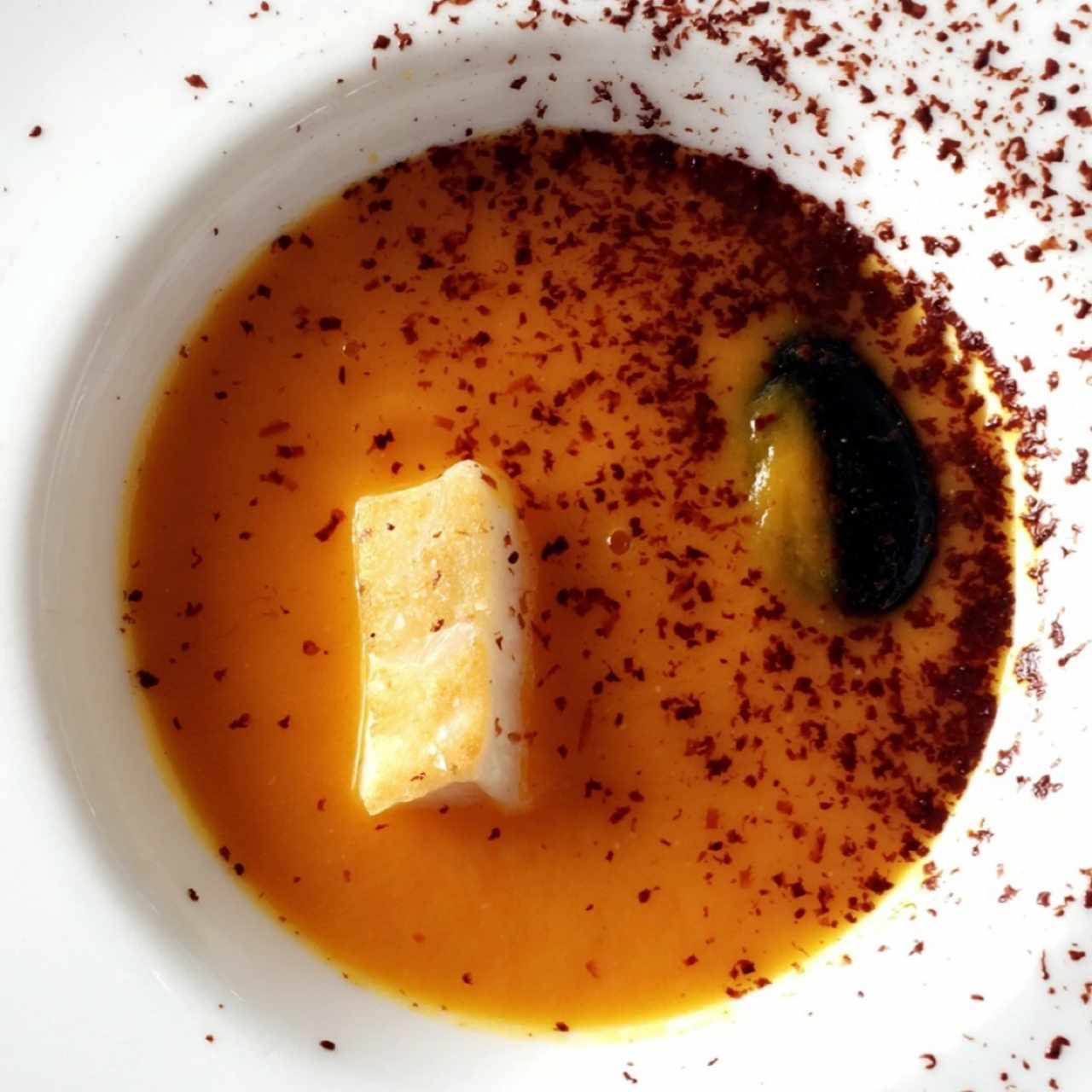 Crema de zanahoria con ralladura de chocolate