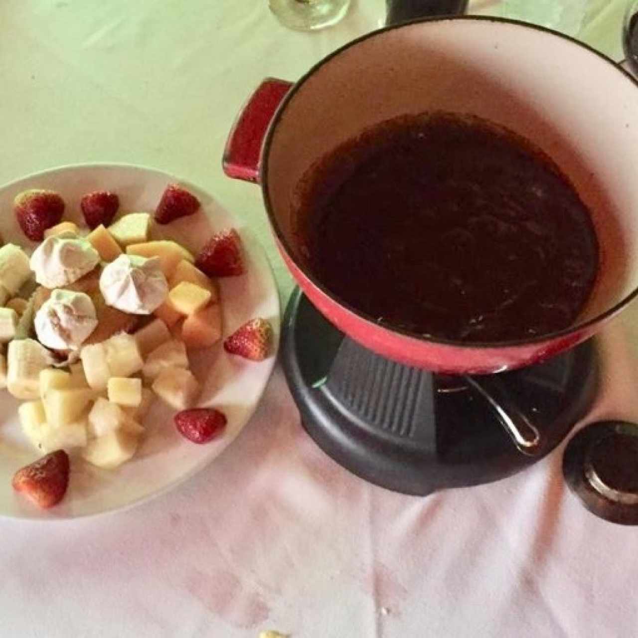 Fondue de Chocolate con su Guarnición