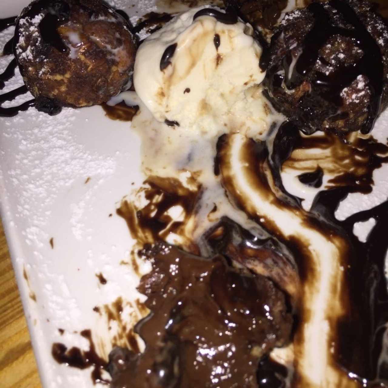 Croquetas de chocolate con helado
