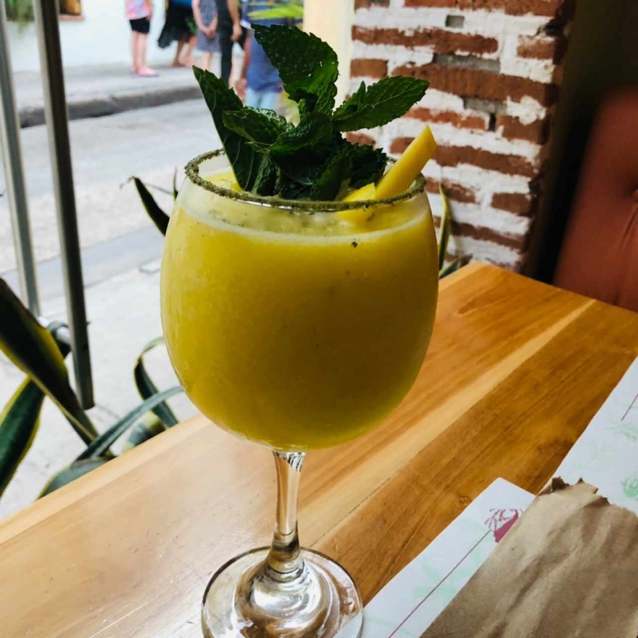 jugo de mango biche 