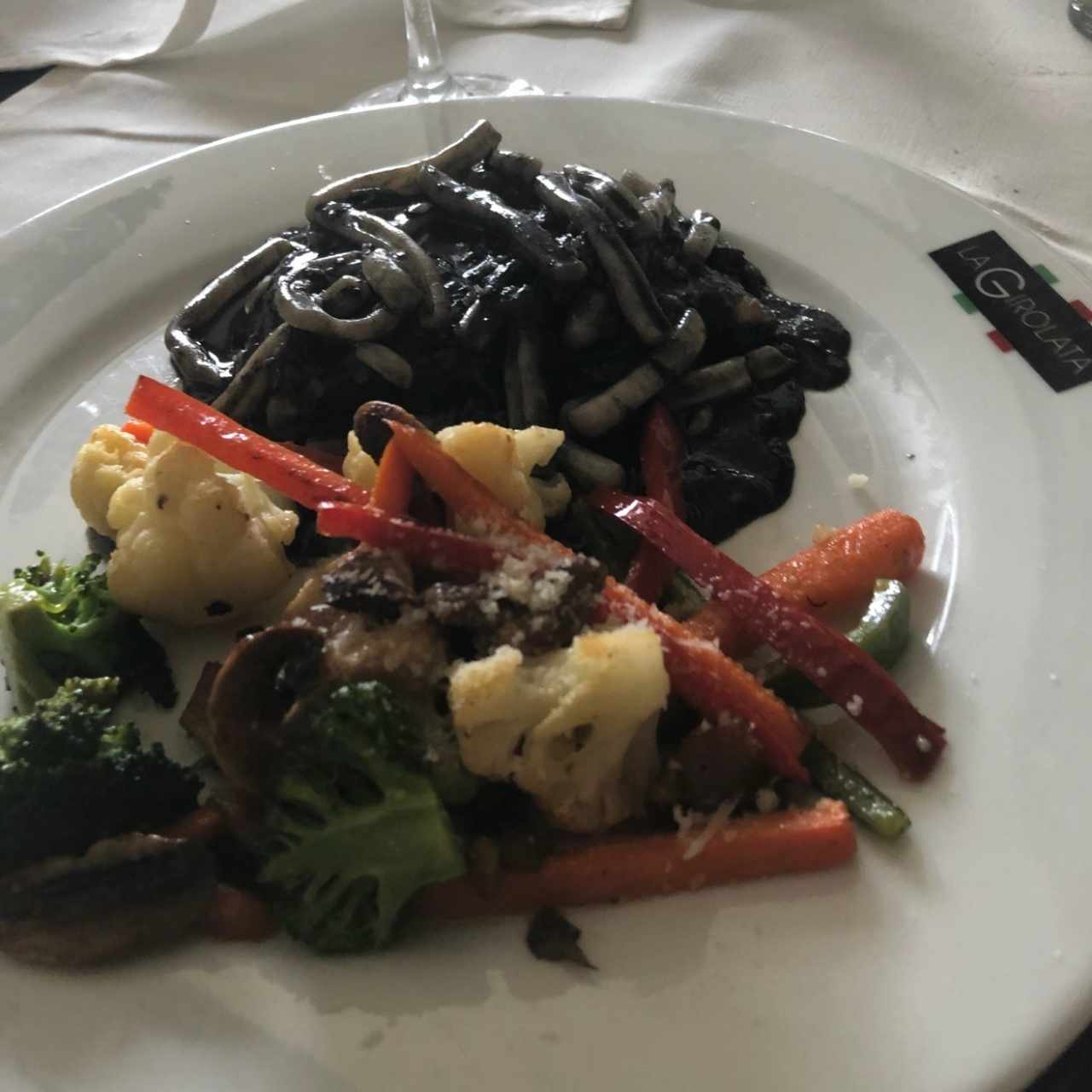 corvina en tinta de calamar