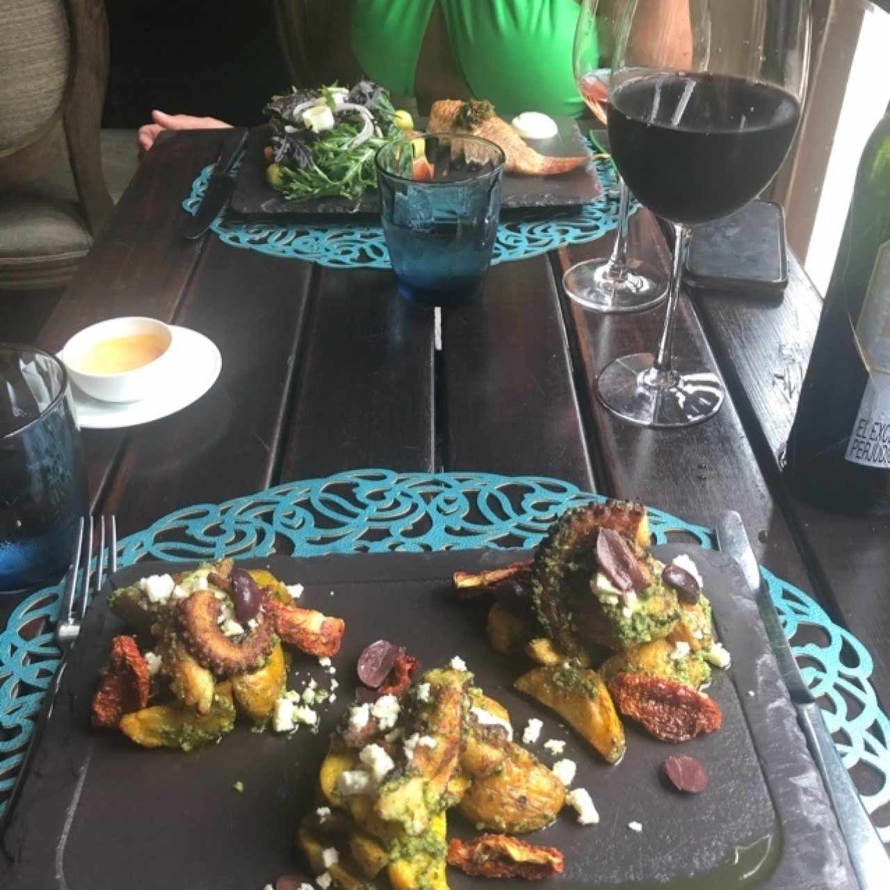 pulpo y filete de robalo