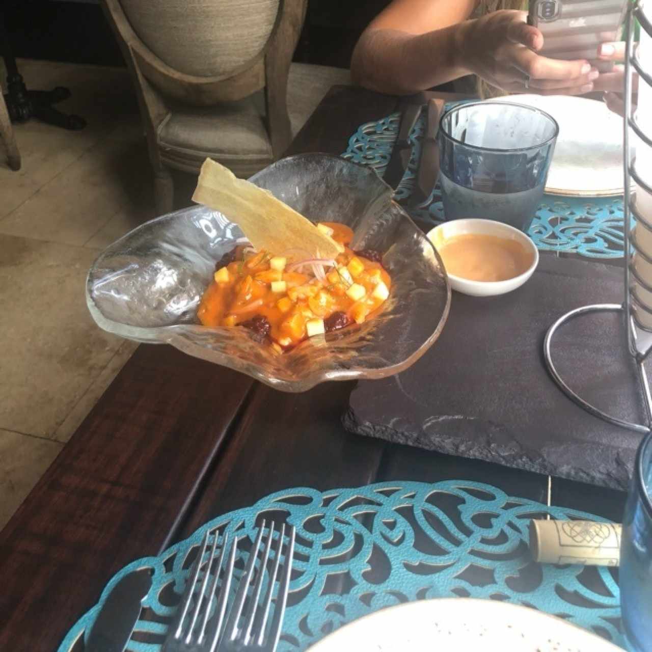 ceviche de pescado con tomate de arbol