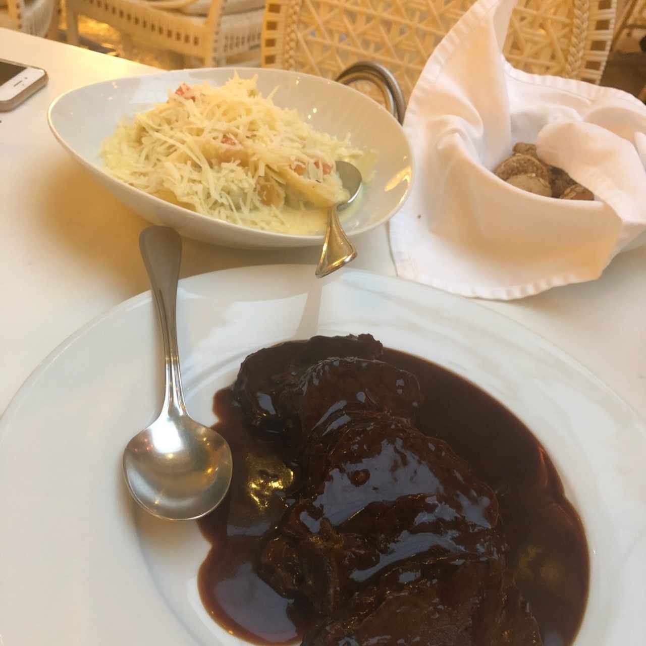 ravioli de cangrejo y posta cartagenera