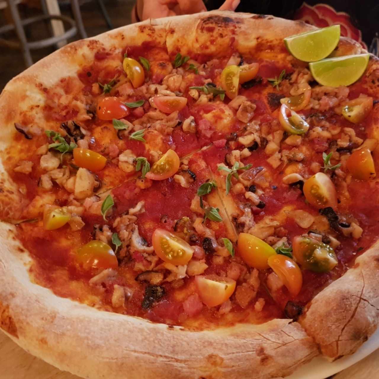 Pizza de pulpo al carbón 
