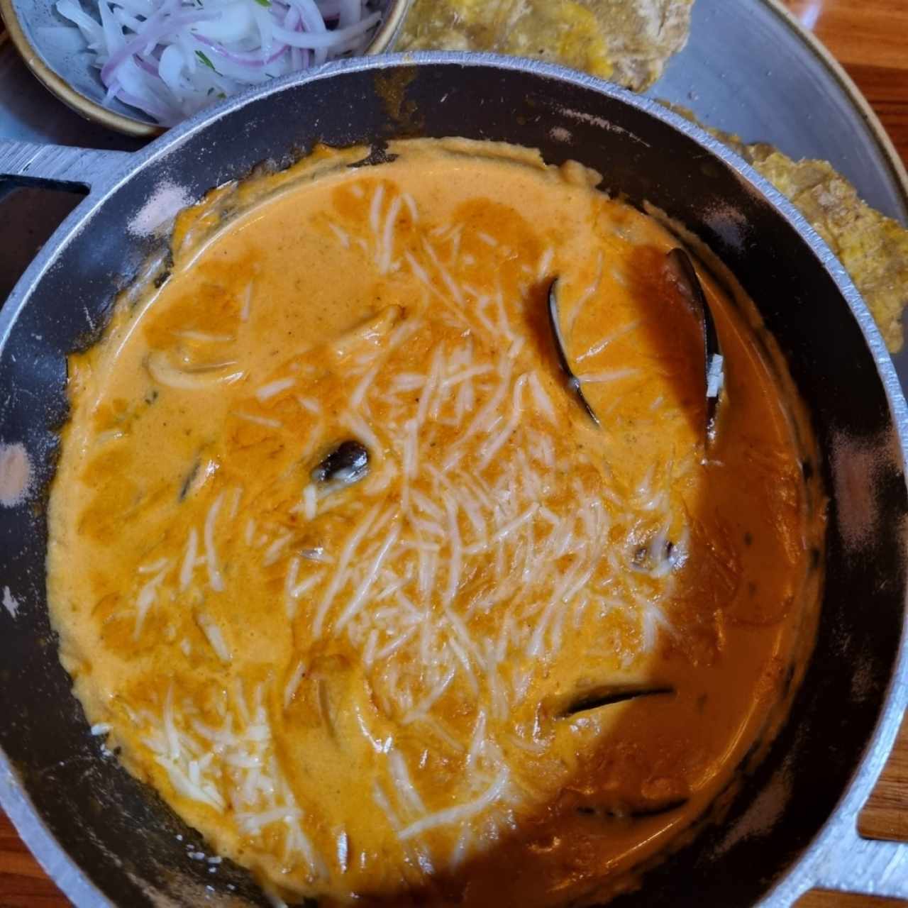 Caldera de mariscos