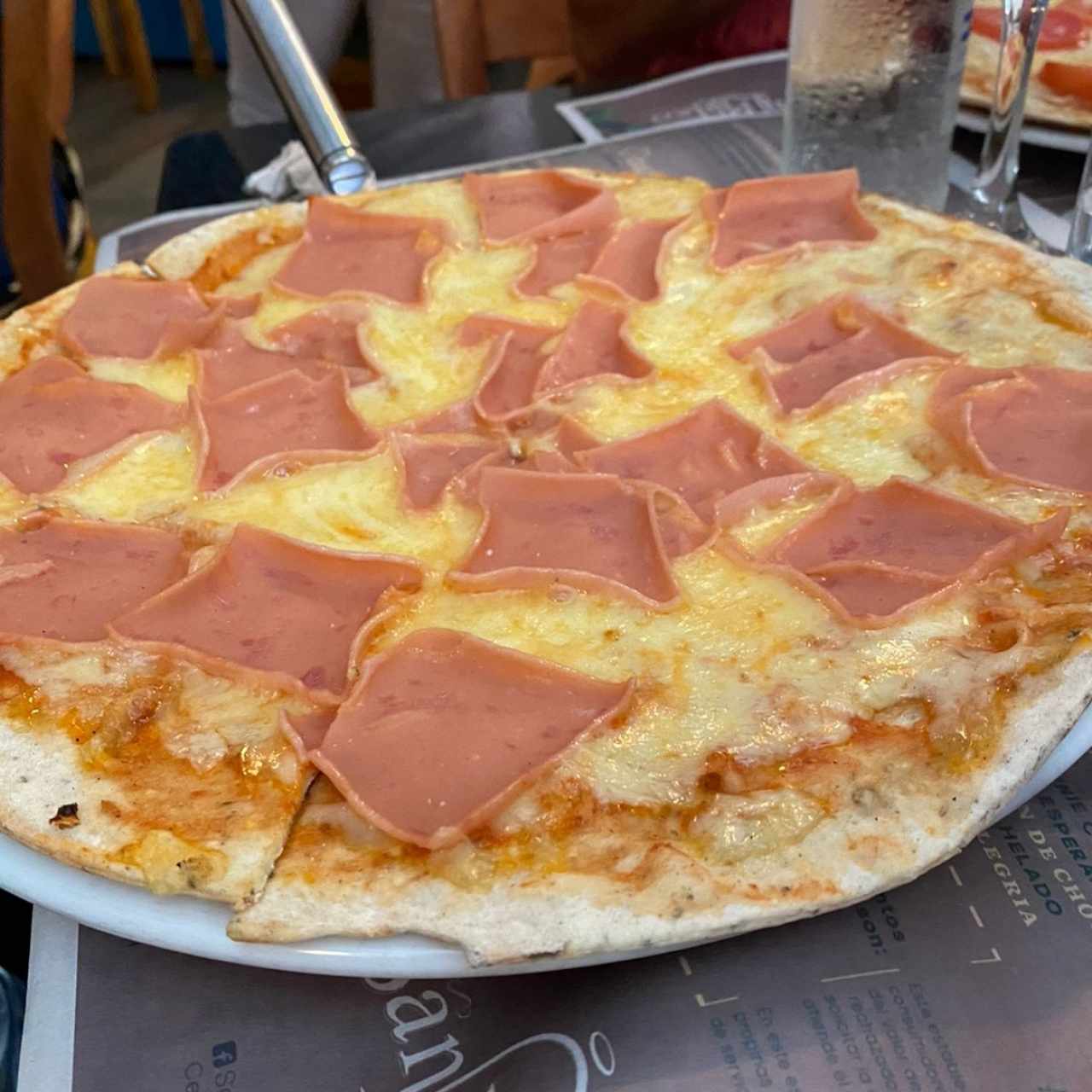 Pizza jamon