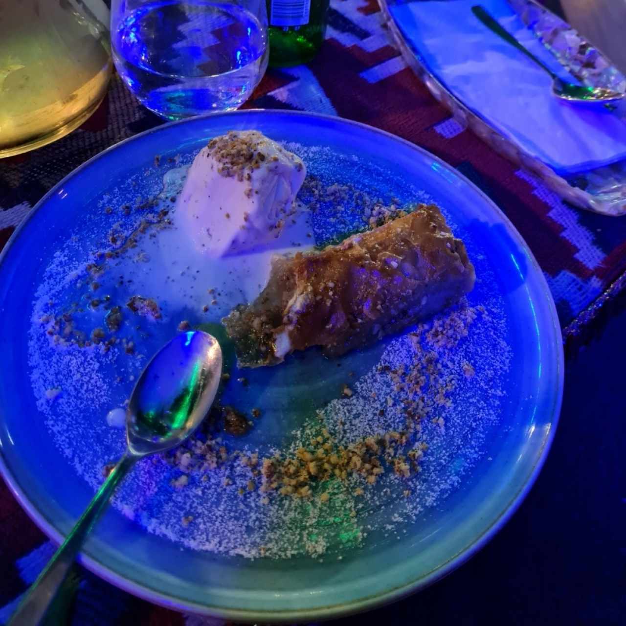 Baklava con helado