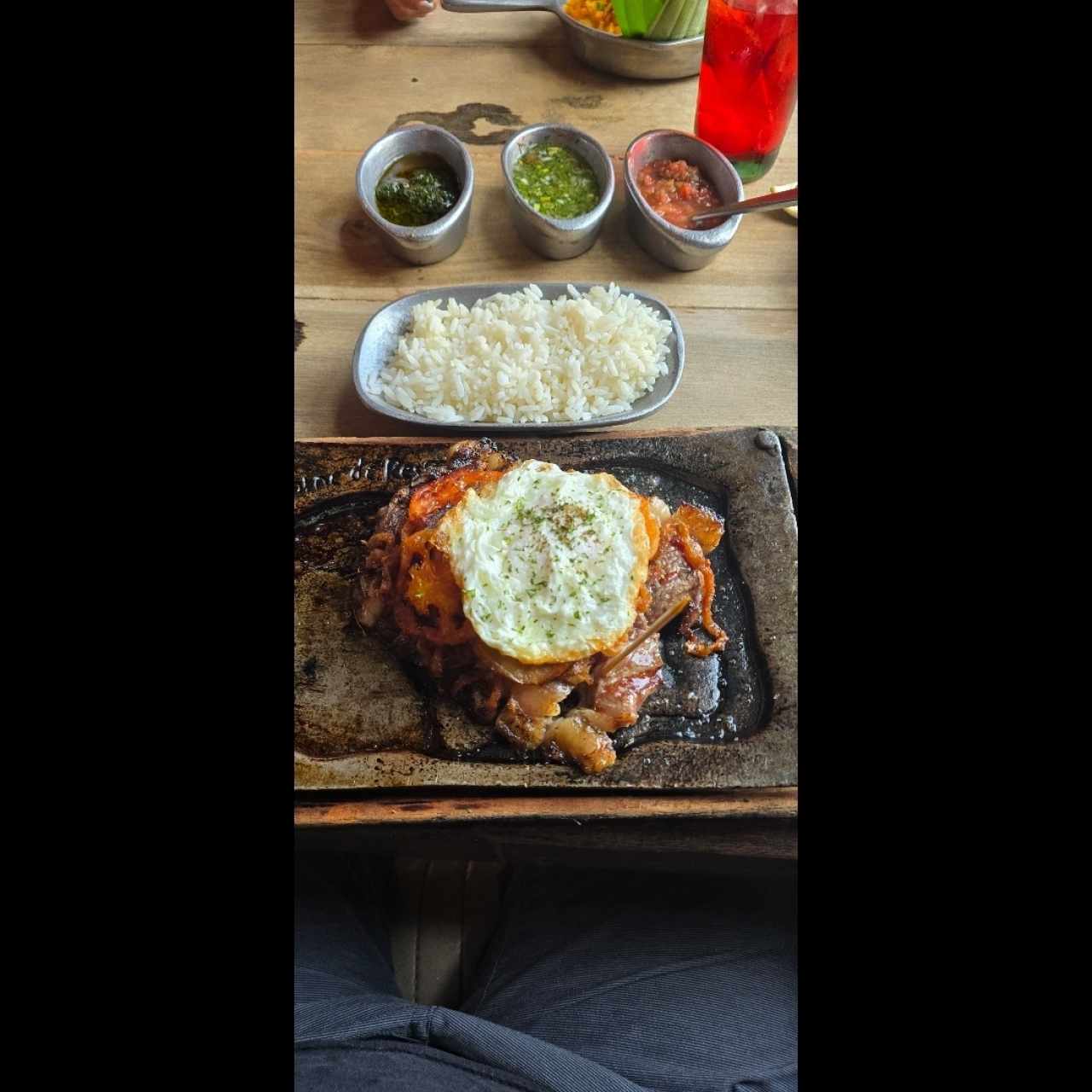 Bistec a Caballo con arroz blanco