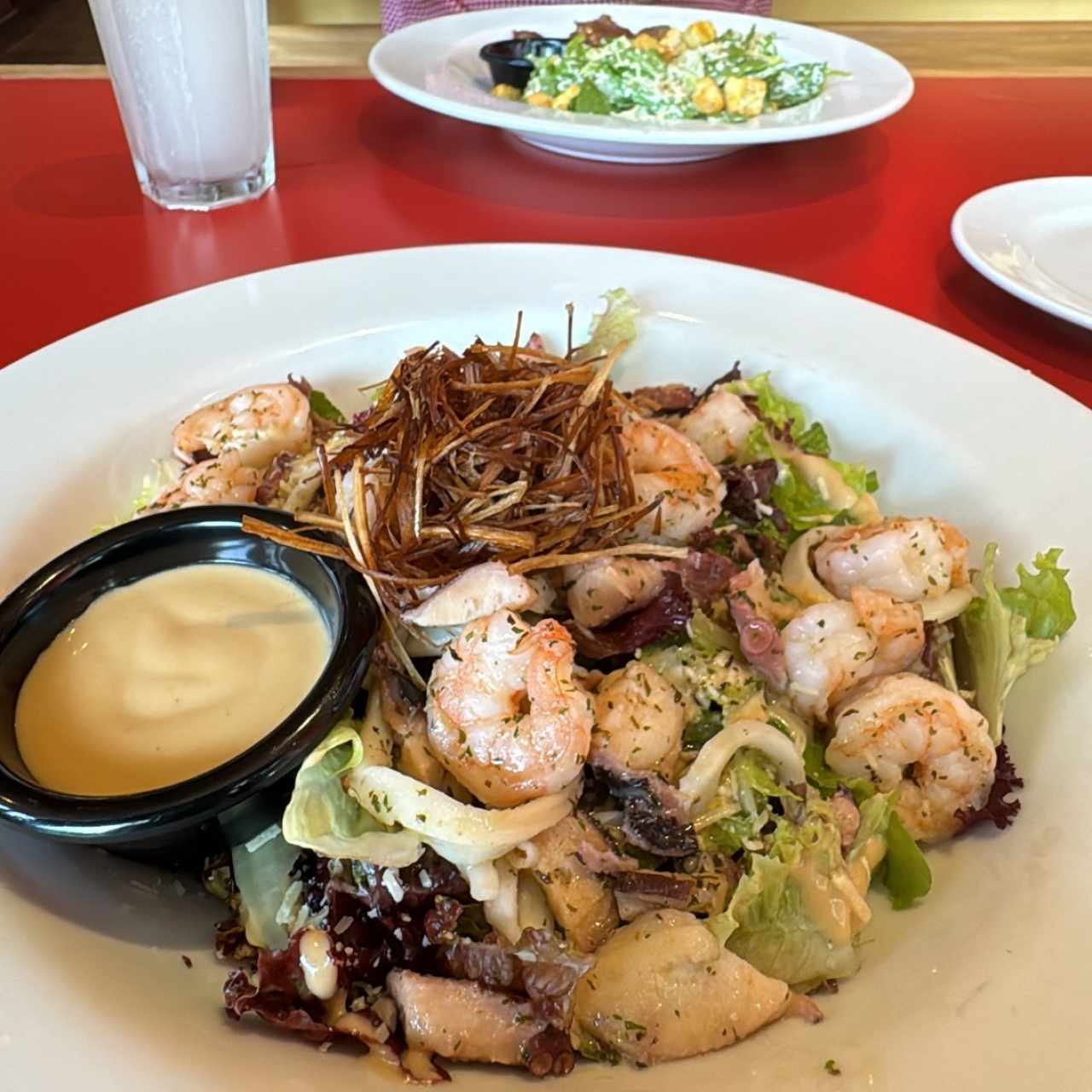 Ensalada con mariscos 