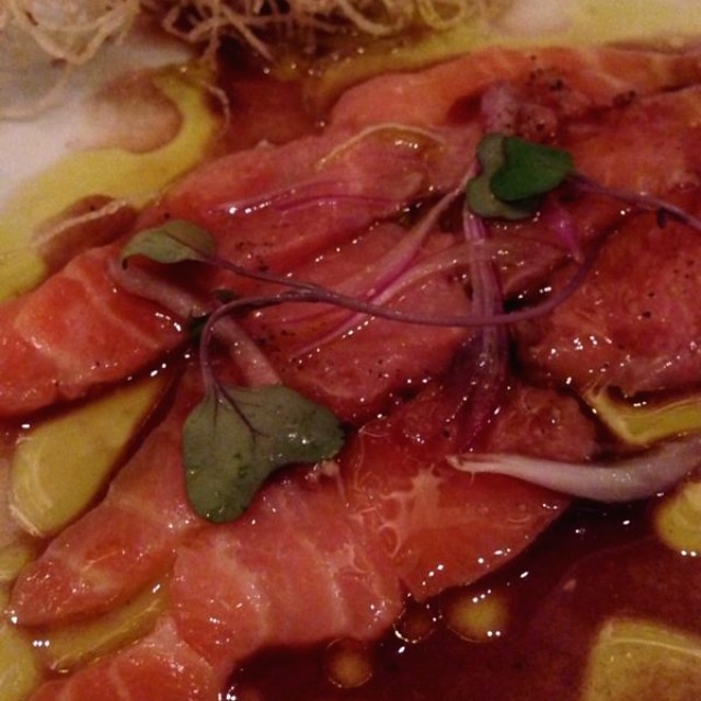 Tiradito de Salmón 