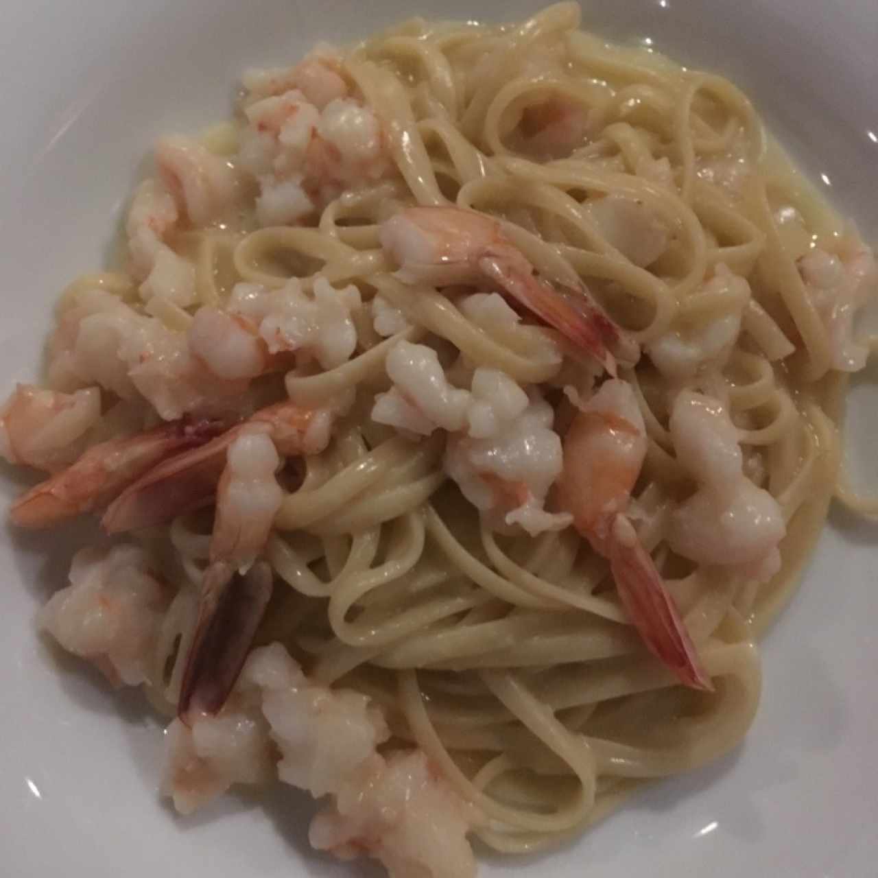 Fetuccine con Langostinos 