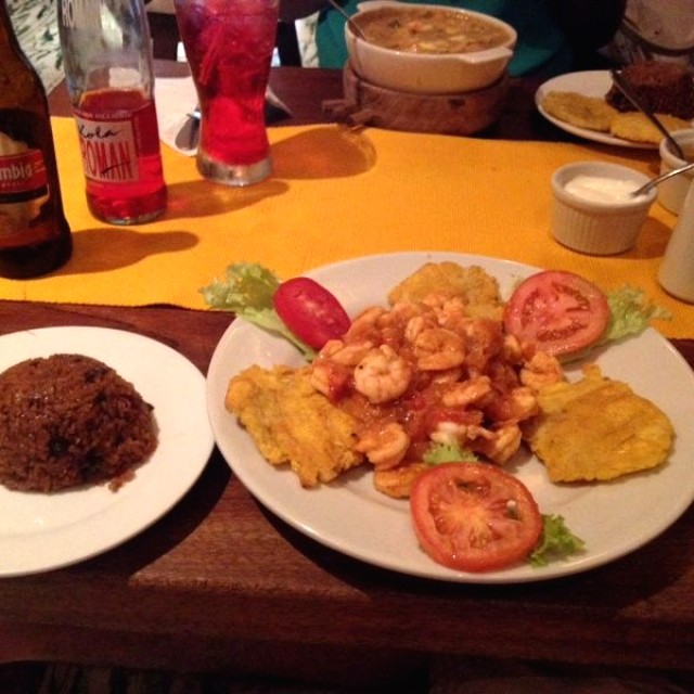 Camarones a la criolla