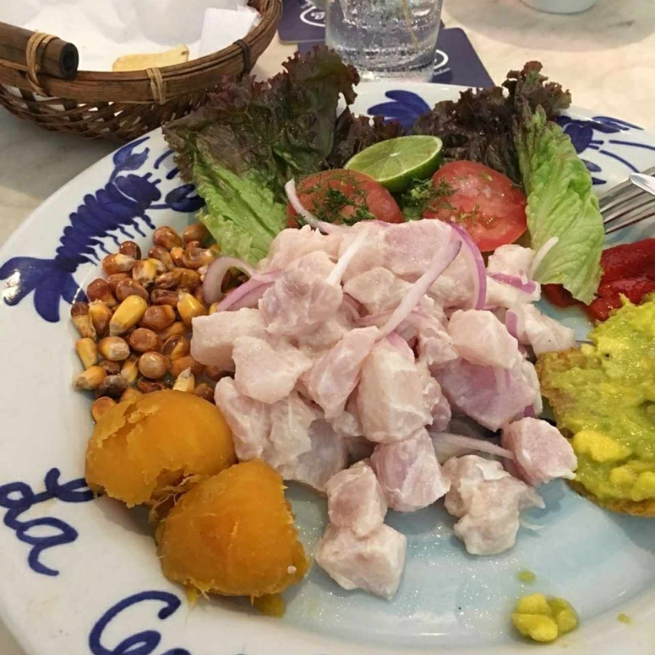 Ceviche peruano emplatado at La Cevichería