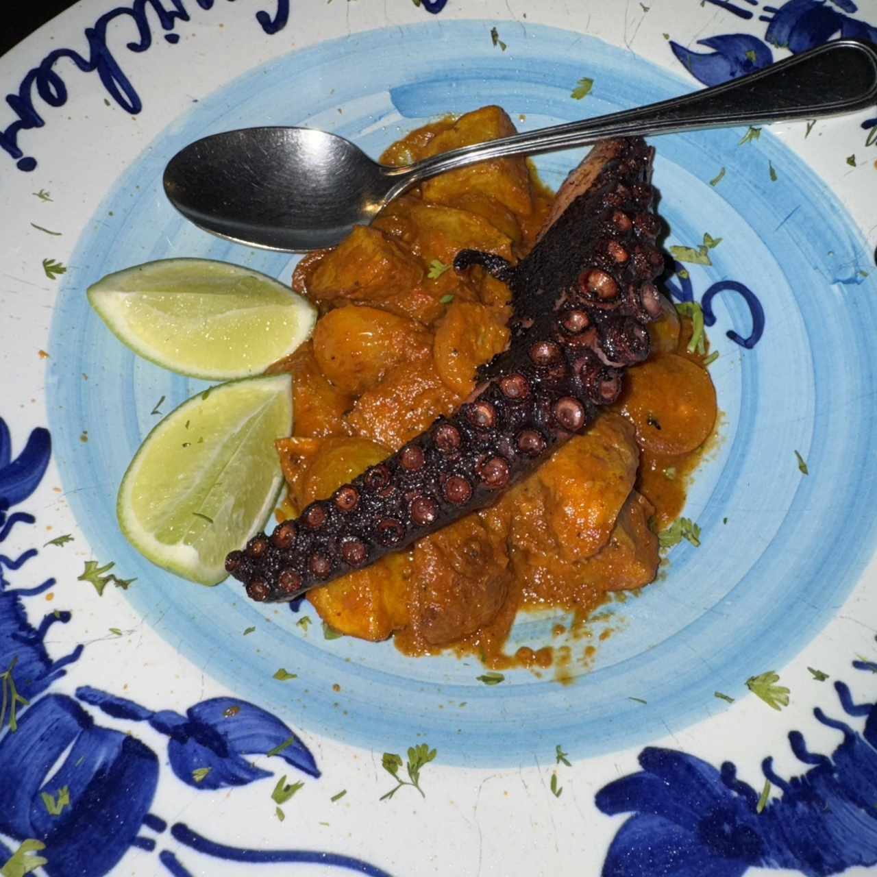 Pulpo a la brava 