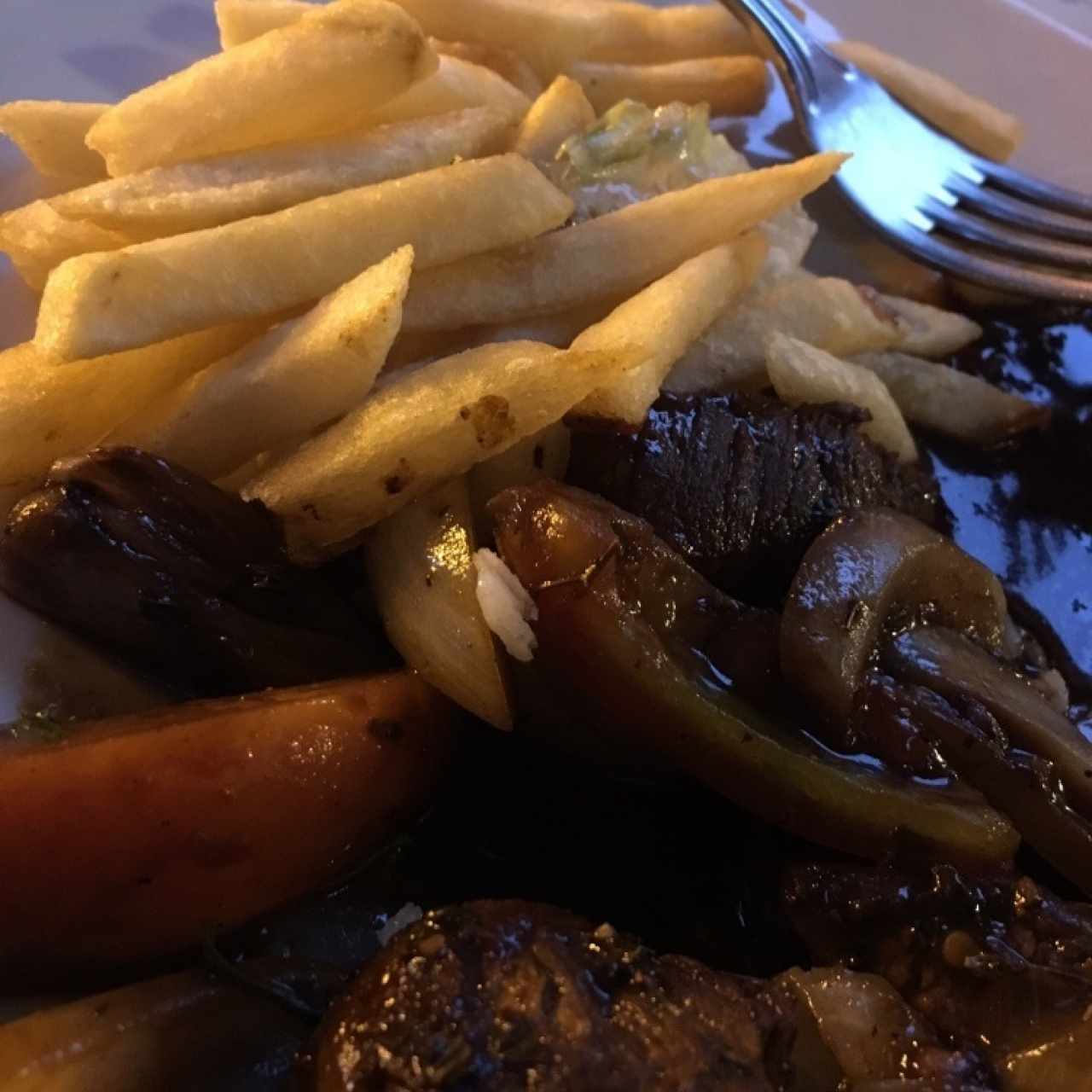 lomo saltado 