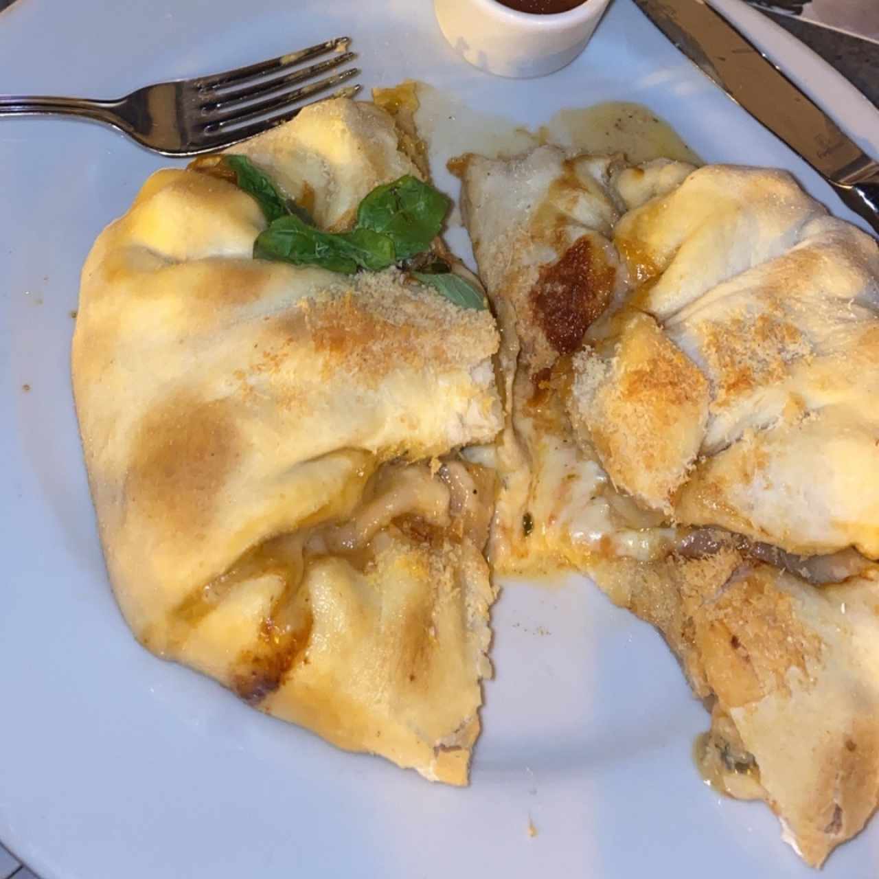 Calzone 4 Quesos 