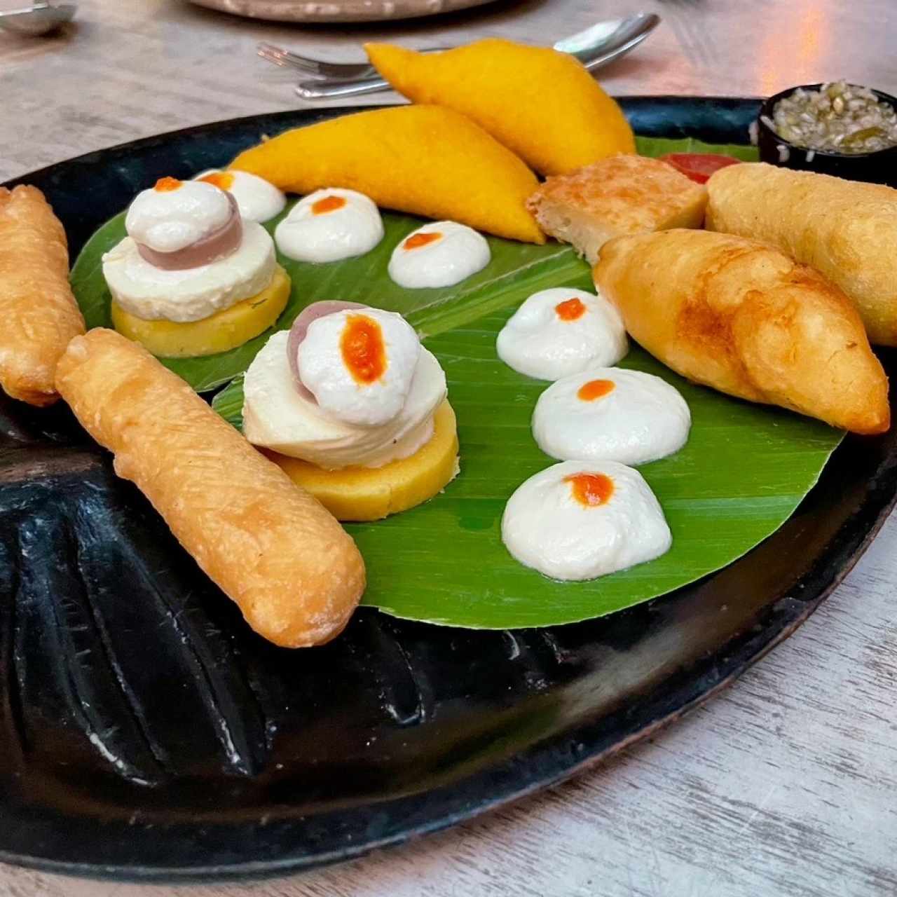 Entrada:  Mesita de frituras