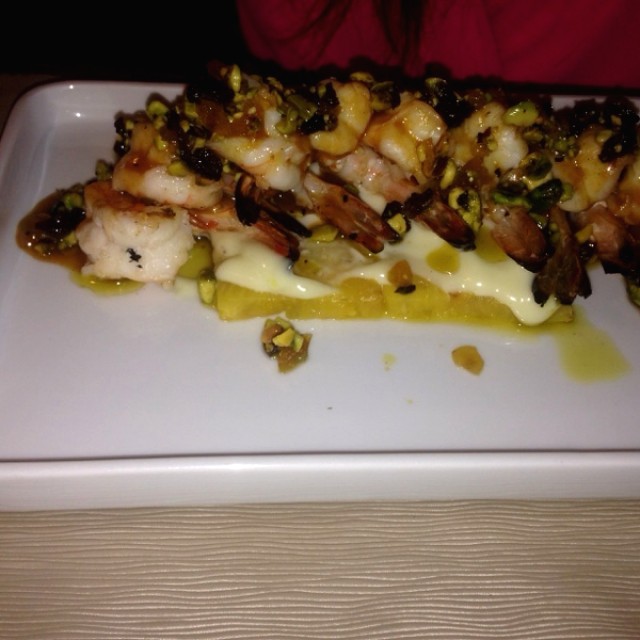 Piña al carbon langostinos con toque picante!! Deliciosa