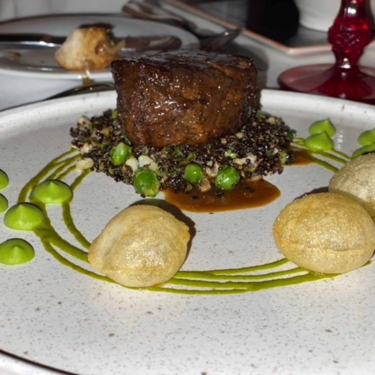 Filete de res con yuca 