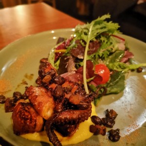 pulpo de entrada