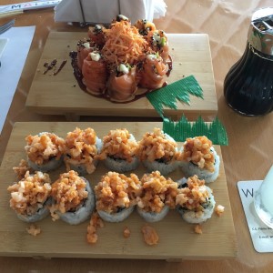 Arriba: Tornado Wakame y Abajo: Chilli crispy