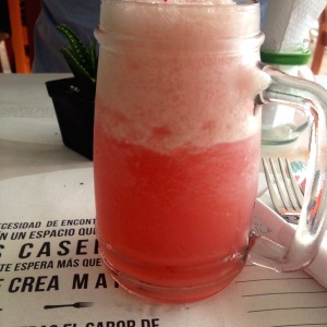 Limonada de hatsu de rosas 